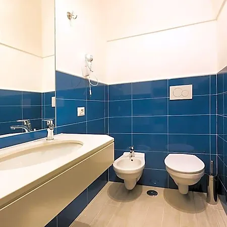 Bed and Breakfast Center 4*