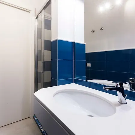 Bed and Breakfast Center 4*
