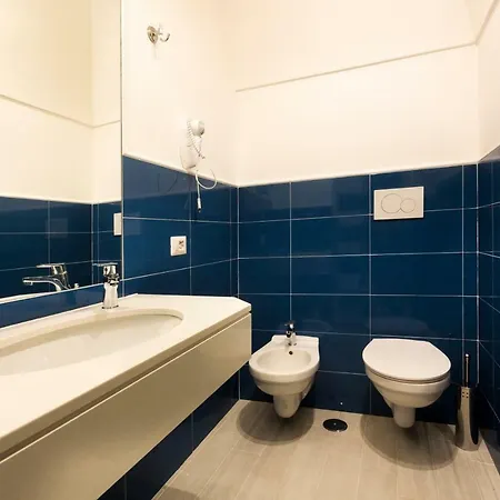 Bed and Breakfast Center 4*